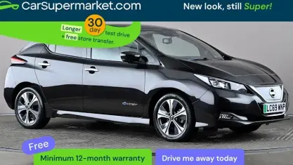 Begagnad Nissan Leaf Tekna 110 kW (150 HK) 2022 Halvkombi