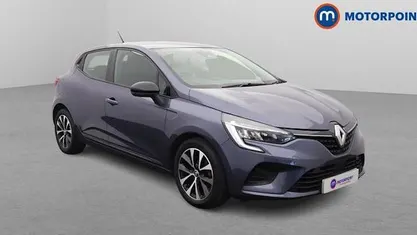 Used Renault Clio V Evolution 90 HP (66 kW) 2022 Grey Hatchback