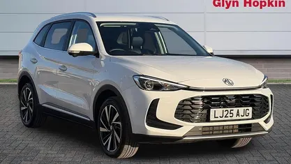 Used MG ZS Trophy 196 HP (144 kW) 2025 White Hatchback