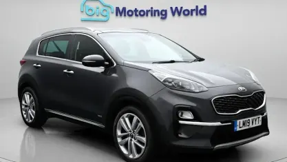 Usado Kia Sportage 177 HP (130 kW) 2019 Cinzento SUV