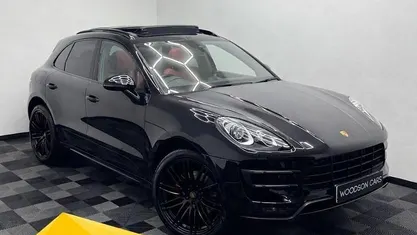 Used Porsche Macan Turbo 400 HP (294 kW) 2016 Black SUV