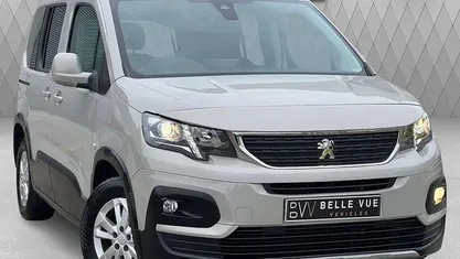 Used Peugeot Rifter Allure 102 HP (75 kW) 2023 MPV