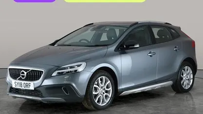 Used Volvo V40 Pro 152 HP (111 kW) 2017 Hatchback