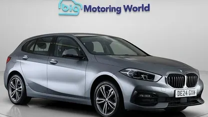 Used BMW 118 Sport Line 136 HP (100 kW) 2024 Grey Hatchback