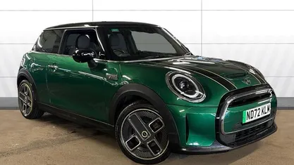 Used Mini Cooper Level 2 135 kW (184 HP) 2023 Hatchback