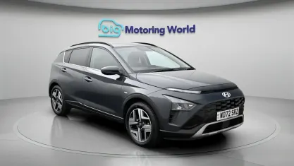Używany Hyundai Bayon Premium 101 KM (74 kW) 2023 Szary SUV