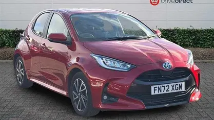 Used 2025 Toyota Yaris Hybrid Design Hatchback | £16,150 (Super price)