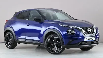 Usado Nissan Juke N-Connecta 117 HP (86 kW) 2020 Azul SUV