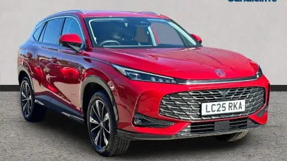 Used MG HS Trophy 170 HP (125 kW) 2024 Tri coat  dynamic red SUV