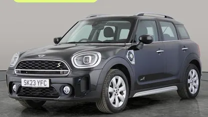 Used Mini Cooper S Classic 220 HP (161 kW) 2022 Black Hatchback