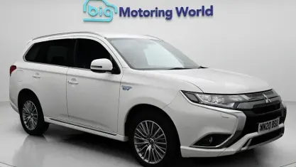 Used Mitsubishi Outlander P-HEV 224 HP (164 kW) 2020 Estate