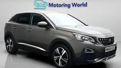 Usado Peugeot 3008 Allure 131 HP (96 kW) 2019 Cinzento SUV