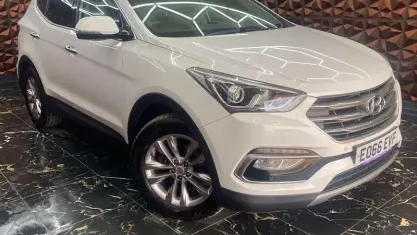 Used Hyundai Santa Fe Premium 200 HP (147 kW) 2016 White SUV
