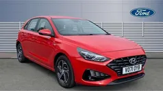 Red Used 2021 Hyundai i30 SE Hatchback | £12,500 (Fair price)