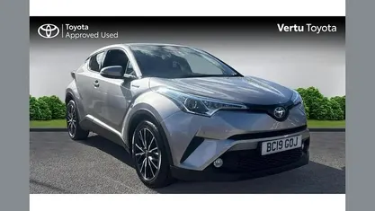 Usado Toyota C-HR 122 HP (89 kW) 2019 Prateado SUV