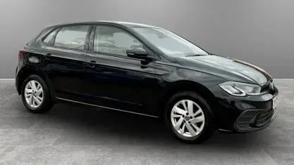 Used VW Polo Life 95 HP (69 kW) 2022 Black Hatchback