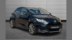 Black Used 2022 Toyota Yaris Hybrid Hatchback | £17,495 (Fair price)