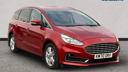 Used Ford S-MAX Titanium 150 HP (110 kW) 2021 Red MPV