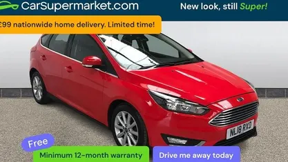 Used Ford Focus Titanium 101 HP (74 kW) 2017 Red Hatchback