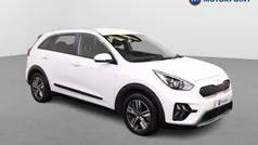 White Used 2022 Kia Niro 2 SUV | £16,499 (Fair price)