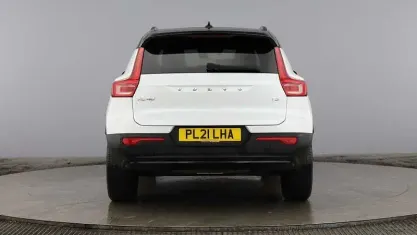 Used Volvo XC40 R-Design 163 HP (119 kW) 2021 SUV