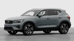 Vapour grey New 2025 Volvo XC40 Ultra SUV | £45,210 (Fair price)