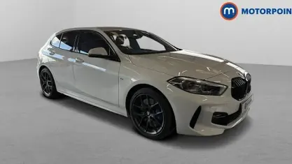 Used BMW 118 M Sport 136 HP (100 kW) 2023 White Hatchback