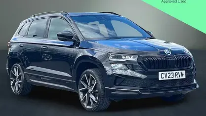 Usado Skoda Karoq SportLine 150 HP (110 kW) 2023 Preto SUV