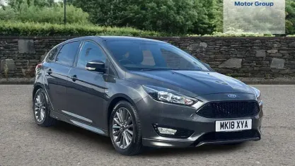 Used Ford Focus ST-Line 140 HP (102 kW) 2017 Black Hatchback