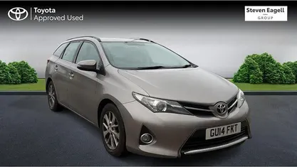 Used Toyota Auris Touring Sports 132 HP (97 kW) 2014 Estate