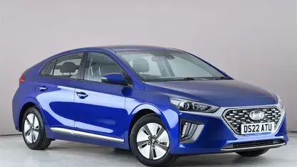Begagnad Hyundai Ioniq Premium SE 141 HK (103 kW) 2022 Blå Halvkombi