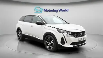 Used Peugeot 5008 GT 131 HP (96 kW) 2023 White SUV