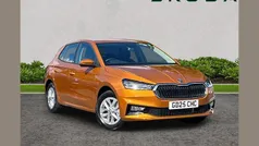 Phoenix orange metallic New 2025 Skoda Fabia SE Hatchback | £18,995 (Fair price)