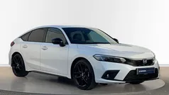 Premium paint platinum white Used 2025 Honda Civic Sport Hatchback | £31,461 (Good price)
