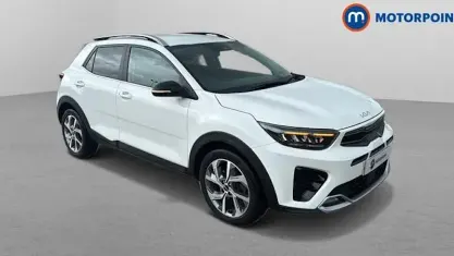 Used Kia Stonic GT-Line 120 HP (88 kW) 2023 White SUV