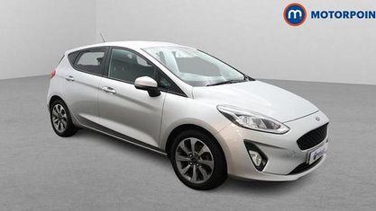 Używany Ford Fiesta Trend 86 KM (63 kW) 2019 Srebrny Hatchback