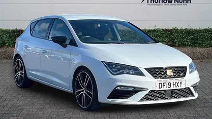 Used Seat Leon CUPRA 290 HP (213 kW) 2019 White Hatchback