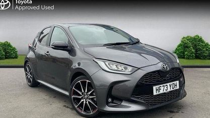 Używany Toyota Yaris Hybrid Sport 116 KM (85 kW) 2022 Szary Hatchback