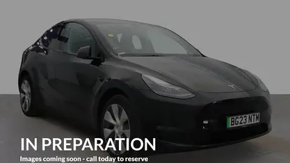 Used Tesla Model Y Long Range AWD 286 kW (389 HP) 2025 SUV