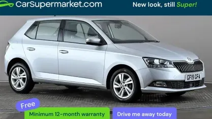 Usado Skoda Fabia SE 75 HP (55 kW) 2019 Prateado Citadino