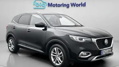 Second-hand MG HS Exclusive 162 CP (119 kW) 2023 Negru SUV