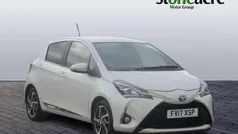 White Used 2017 Toyota Yaris Hybrid Hatchback | £12,995 (Fair price)