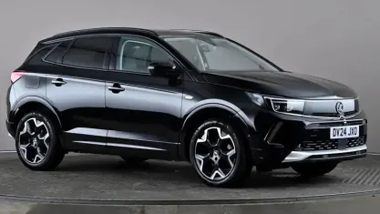 Used Vauxhall Grandland X Ultimate 131 HP (96 kW) 2024 Black SUV