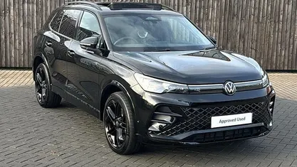 Used 2025 VW Tiguan Black Edition SUV | £44,599 (Fair price)