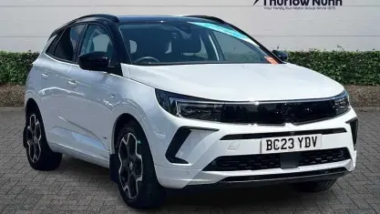 Used Vauxhall Grandland X Ultimate 225 HP (165 kW) 2023 White SUV