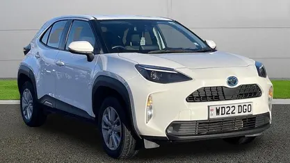 Used 2025 Toyota Yaris Hybrid Estate | £17,295 (Super price)