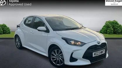 Used 2025 Toyota Yaris Hybrid Hatchback | £18,814 (Good price)