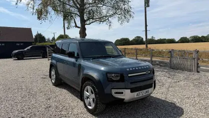 Used Land Rover Defender HSE 249 HP (183 kW) 2022 Blue SUV
