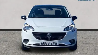 Used Vauxhall Corsa 75 HP (55 kW) 2019 White Hatchback