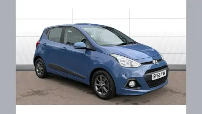 Used Hyundai i10 Premium 87 HP (63 kW) 2016 Blue Hatchback